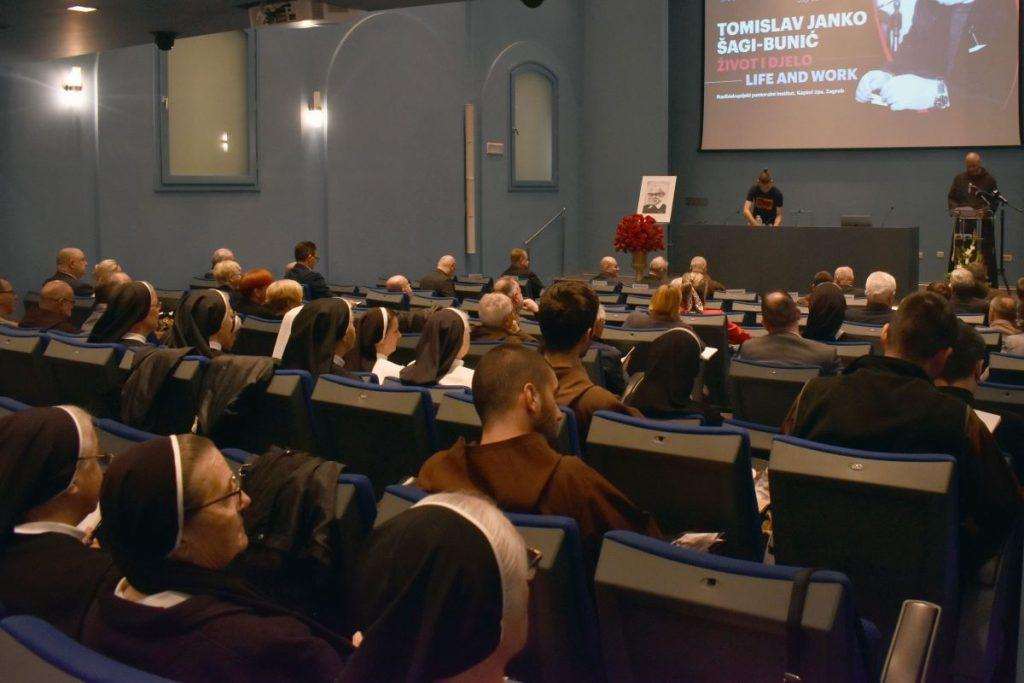ZAGREB: Održan prvi dan simpozija 'Tomislav Janko Šagi-Bunić: Život i djelo' ZAGREB: Održan prvi dan simpozija 'Tomislav Janko Šagi-Bunić: Život i djelo'