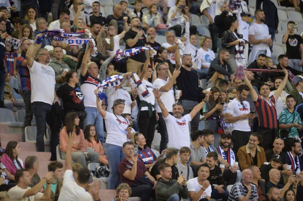 IZNENAĐENJE U SPLITU: Hajduk izgubio od Osijeka, Leko u sve težoj situaciji IZNENAĐENJE U SPLITU: Hajduk izgubio od Osijeka, Leko u sve težoj situaciji