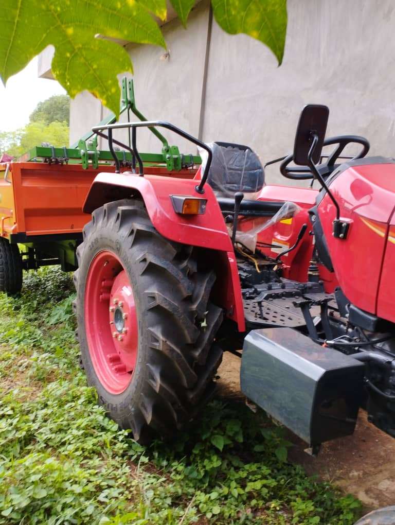HRVATI IZ STUTTGARTA SE UJEDINILI: Prikupljeno 17. 050 eura i kupljen traktor za zajednicu u Africi u kojoj djeluje i hrvatska časna sestra HRVATI IZ STUTTGARTA SE UJEDINILI: Prikupljeno 17. 050 eura i kupljen traktor za zajednicu u Africi u kojoj djeluje i hrvatska časna sestra
