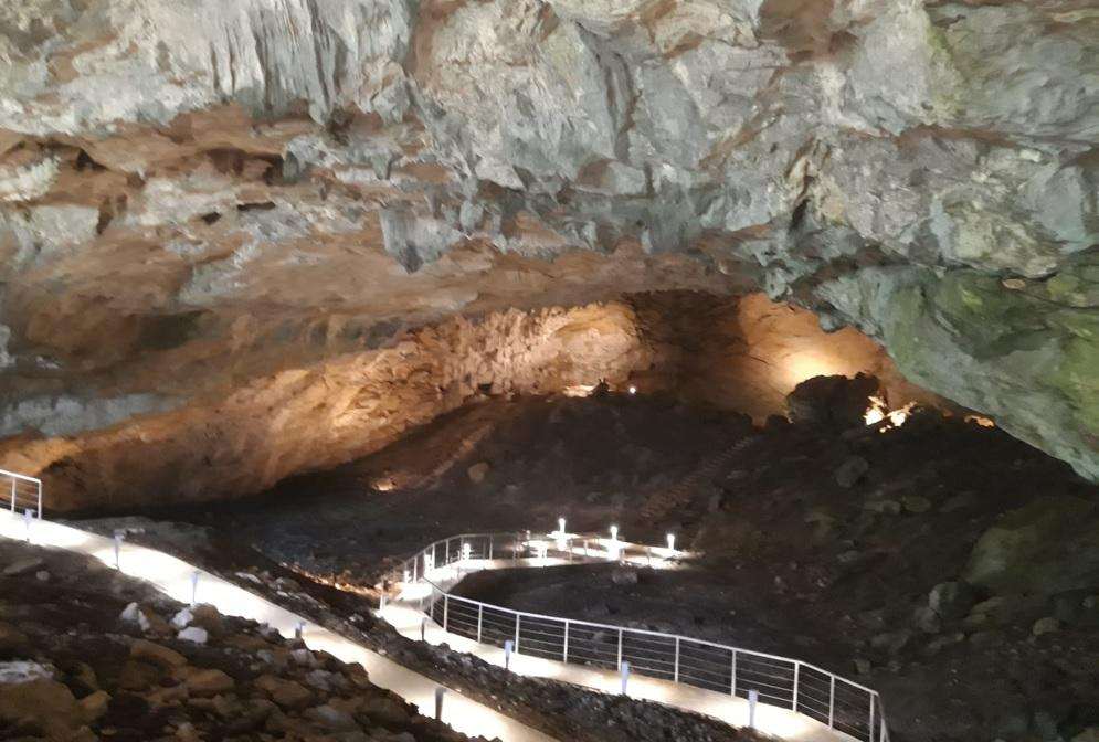 TURIZAM U HERCEGOVINI: Gostiju sve više, grade se novi hoteli, cijene niske, prirodne ljepote nevjerojatne TURIZAM U HERCEGOVINI: Gostiju sve više, grade se novi hoteli, cijene niske, prirodne ljepote nevjerojatne