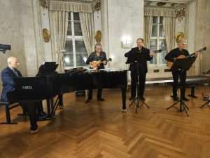 KONCERT “DUBROVAČKIH KAVALJERA”: Bečom odzvanjali čarobni zvuci “Jedna je Hrvatska” KONCERT “DUBROVAČKIH KAVALJERA”: Bečom odzvanjali čarobni zvuci “Jedna je Hrvatska”