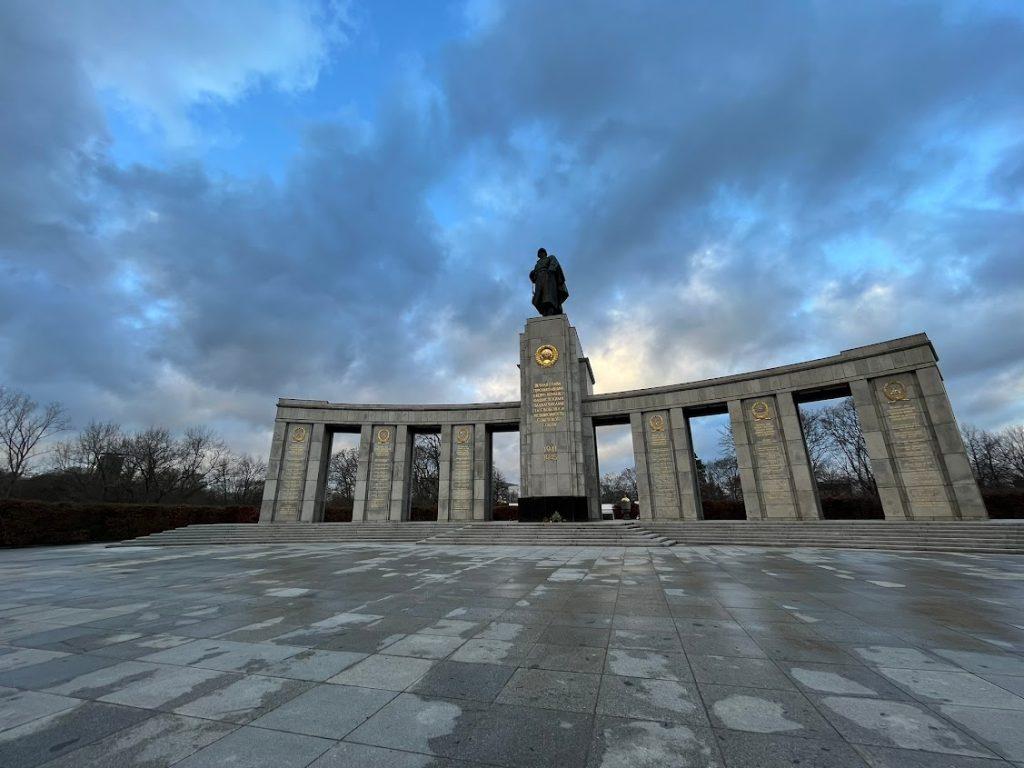 OVO JE 20 NAJOPASNIJIH GRADOVA U NJEMAČKOJ: Njemačka je relativno sigurna zemlja, donosimo popis u kojim gradovima trebati biti oprezni OVO JE 20 NAJOPASNIJIH GRADOVA U NJEMAČKOJ: Njemačka je relativno sigurna zemlja, donosimo popis u kojim gradovima trebati biti oprezni