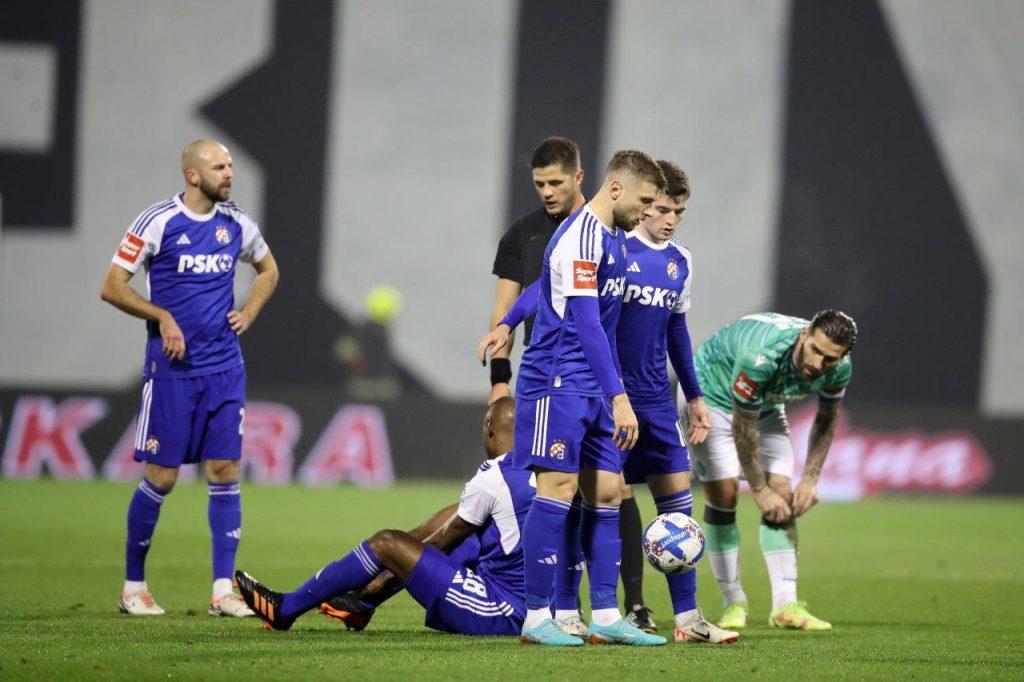 DERBI BEZ POBJEDNIKA: Borbenu utakmicu Dinamo i Hajduka odigrali bez pogodaka DERBI BEZ POBJEDNIKA: Borbenu utakmicu Dinamo i Hajduka odigrali bez pogodaka