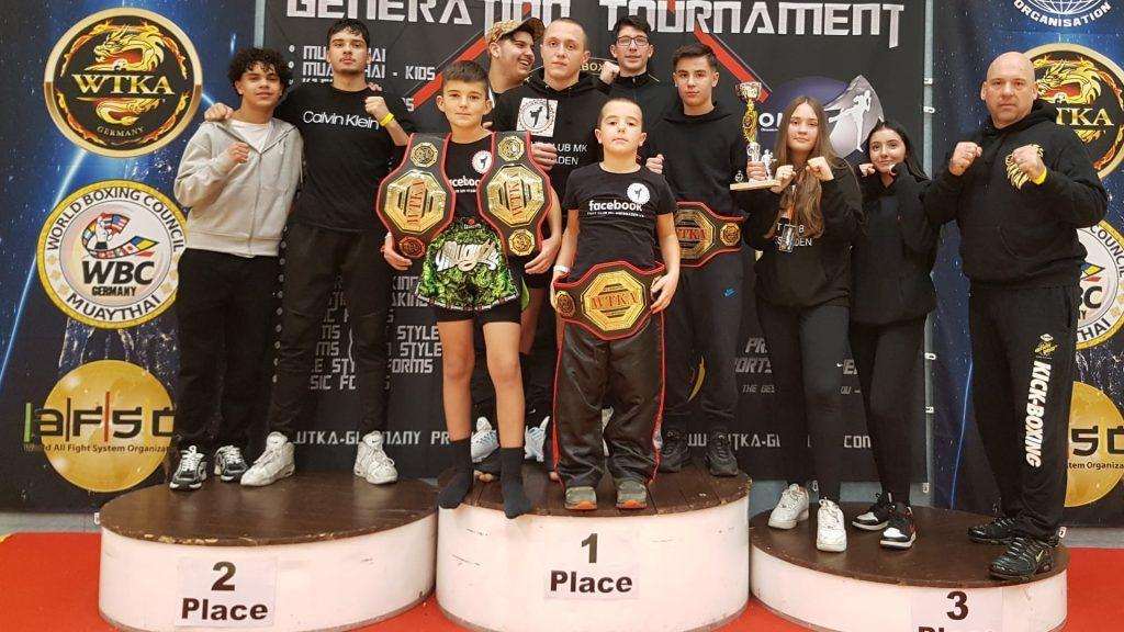 DORTMUND / WIESBADEN: Članovi MK Wiesbaden osvojili 14 medalja, od kojih čak 11 zlatnih na kickboxturniru u Arnsbergu DORTMUND / WIESBADEN: Članovi MK Wiesbaden osvojili 14 medalja, od kojih čak 11 zlatnih na kickboxturniru u Arnsbergu