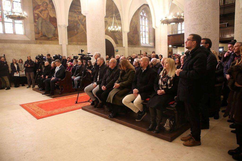 BLAGOSLOV CRKVE SV. MARKA NAKON OBNOVE: Predsjednik Vlade izjavio kako se obnavlja više od 150 objekata