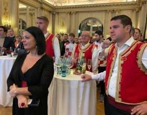 HAMBURG: Adventski domjenak Generalnog konzulata Republike Hrvatske u Hamburgu okupio velik broj Hrvata