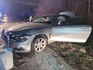 (FOTO) STUTTGART/FEUERBACH: 20-godišnja Hrvatica prebrzo vozila BMW i skrivila prometnu nesreću, zadobila je lakše tjelesne ozljede