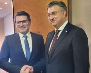 MÜNCHEN: Premijer Plenković sa ministrima Anušićem i Grlić Radmanom na sastanku s predstavnicima hrvatskih udruga iz Münchena i Bavarske
