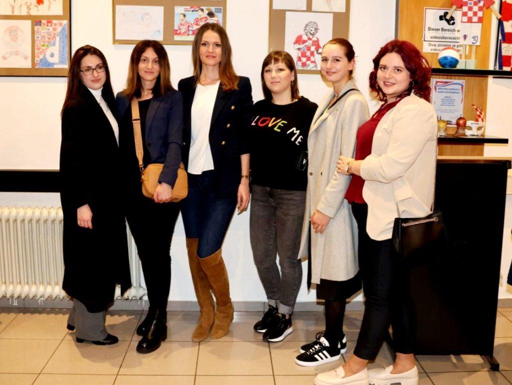 STUTTGART: Otvorena je izložba radova učenika hrvatske nastave