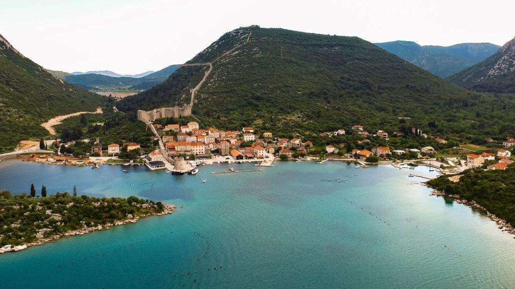 HRVATSKA PUNA OKUSA: Svaka hrvatska regija ima vlastitu kulinarsku osobnost koja će vas zadiviti HRVATSKA PUNA OKUSA: Svaka hrvatska regija ima vlastitu kulinarsku osobnost koja će vas zadiviti