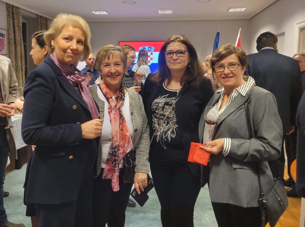 Andreja Metelko-Zgombić s Hrvatima u Norveškoj / Foto: (Veleposlanstvo RH u Norveškoj)