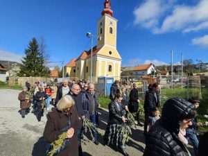 ŠEF HRVATSKE DIPLOMACIJE NA CVJETNICI U ŽUPI VUGROVEC: Neka nam današnja Cvjetnica bude uvod u Veliki tjedan Župa Vugrovec / Foto: Facebook(GGR)
