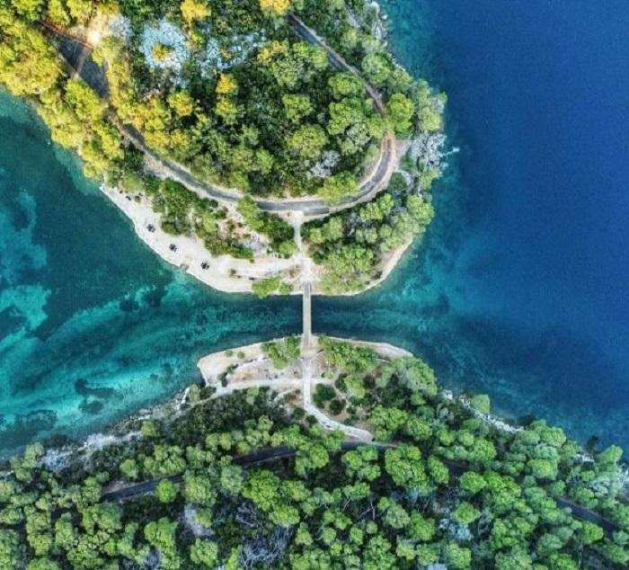RAZGLEDNICA S MLJETA: Zahladilo je, idemo planinarit i propješačit 43 km dugu stazu s fantastičnim vidicima! Mljet / Foto: TZ Dubrovnik