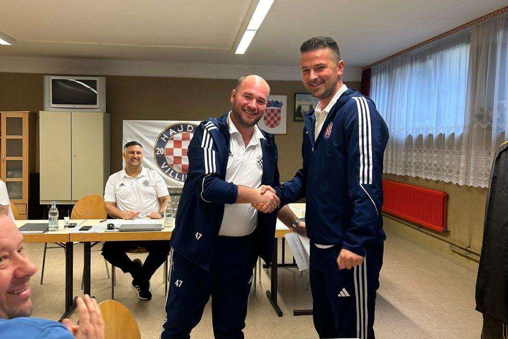 PROMJENA U HAJDUKU VS: Tomislav Perić na mjestu predsjednika kluba mijenja dugogodišnjeg uspješnog predsjednika Ivana Ivičeviča Novi čelnici Hajduka VS / Foto: Fenix (SIM)
