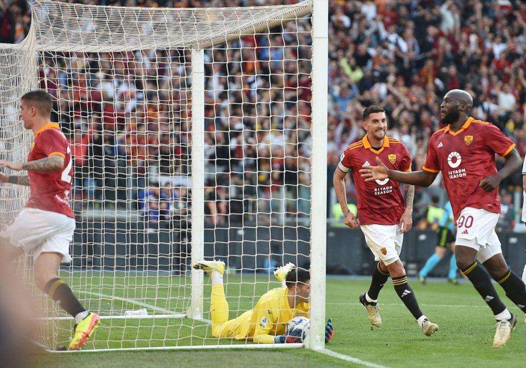 TALIJANSKA "SERIA A": Roma u gradskom derbiju s 1:0 savladala Lazio hrvatskog trenera Igora Tudora Detalj s utakmice Roma - Lazio / Foto: Anadolu