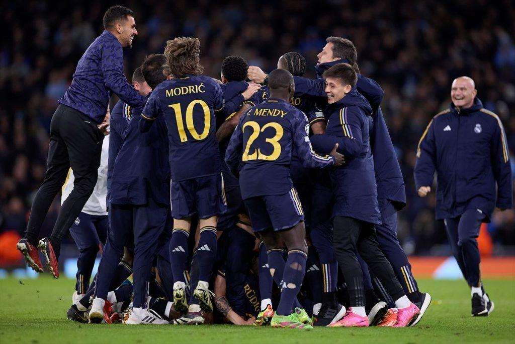 NOGOMETNA DRAMA NA ETIHADU: Real Madrid izbacio Manchester City, Modrić i Kovačić nisu realizirali penale Slavlje igraca Reala / Foto: Anadolu