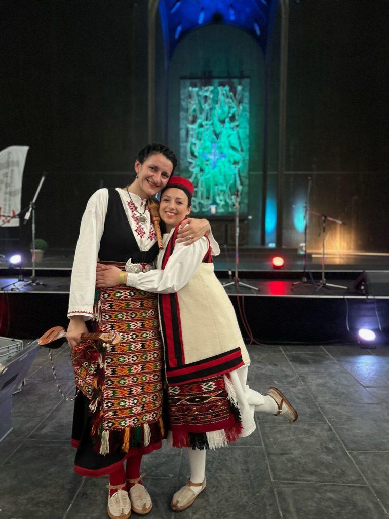 TANJA MALEŠ-KRZNAR IZ DUISBURGA: Počeli smo prije 21 godinu s 12 majki..., nismo imali ništa, ali imali smo nešto nevidljivo zbog čega i danas trajemo TANJA MALEŠ-KRZNAR IZ DUISBURGA: Počeli smo prije 21 godinu s 12 majki..., nismo imali ništa, ali imali smo nešto nevidljivo zbog čega i danas trajemo