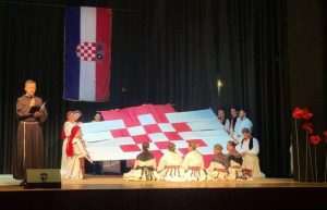 PREDSTAVLJENA NOVA HRVATSKA UDRUGA U WUPPERTALU: Zove se "Hrvatska kulturna inicijativa", cilj im je čuvanje hrvatskog identiteta i tradicije izvan Hrvatske Predstavlljena nova udruga "Hrvatska kulturna inicijativa" / Foto: Fenix (ZB)