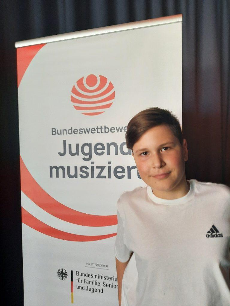 BUDUĆA GLAZBENA NADA: Mladi Filip Marijanović s gitarom osvaja razna natjecanja Filip Emanuel Marijanović / Foto: N. Maeijanović