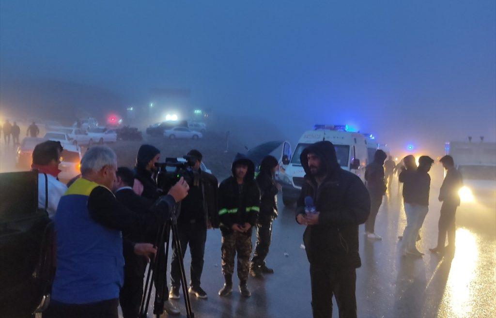 POTVRDA IZ IRANA: Predsjednik Ebrahim Raisi i njegov ministar vanjskih poslova poginuli su u padu helikoptera Iranski medicinski i spasilački timovi stigli su do mjesta pada helikoptera iranskog predsjednika / Foto: Anadolu