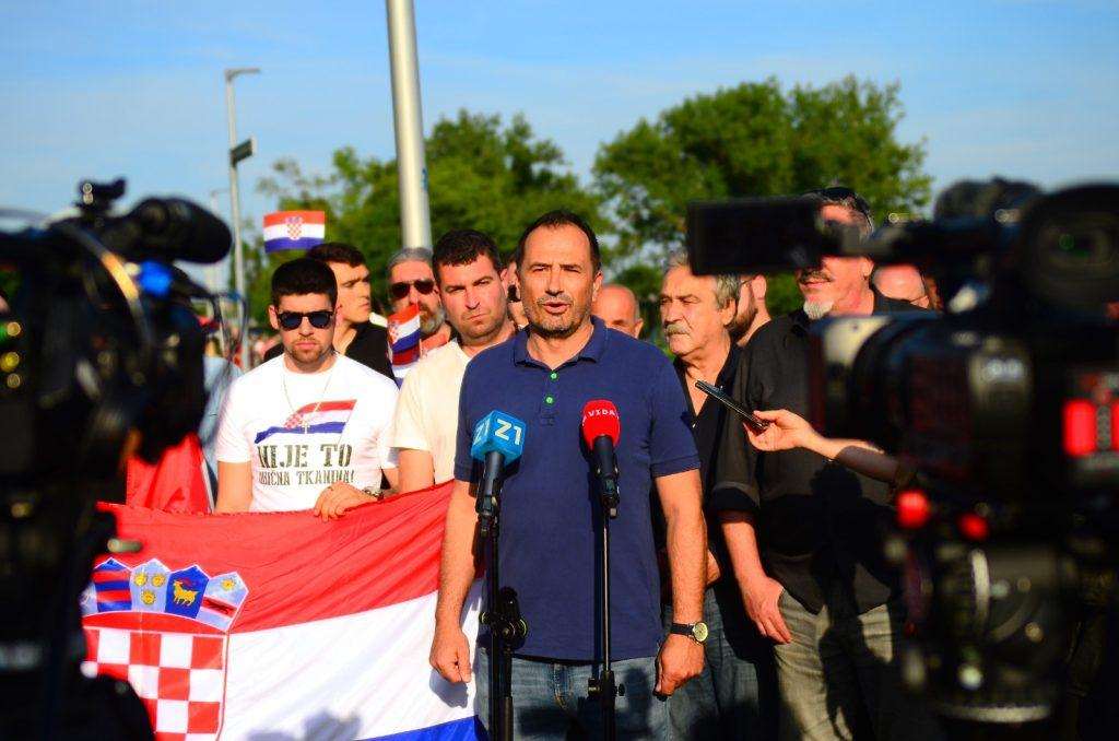 PETERNEL O TZV. TRNJANSKIM KRESOVIMA: Krivo je graditi društvo na slavljenju zla Igor Peternel na konferenciji za novinare / Foto: Fenix (DP)