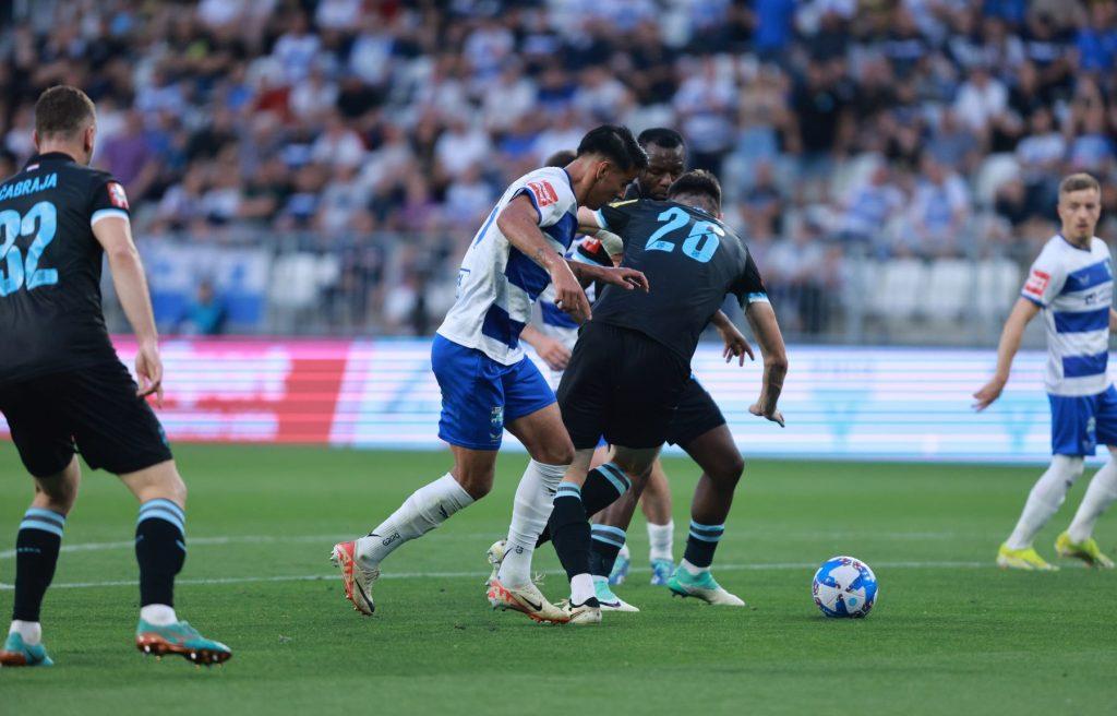HNL: Osijek s 2:0 na Opus Areni savladao Rijeku i osigurao četvrto mjesto i Europu Detalj s utakmice Osijeka i Rijeke / Foto: Hina