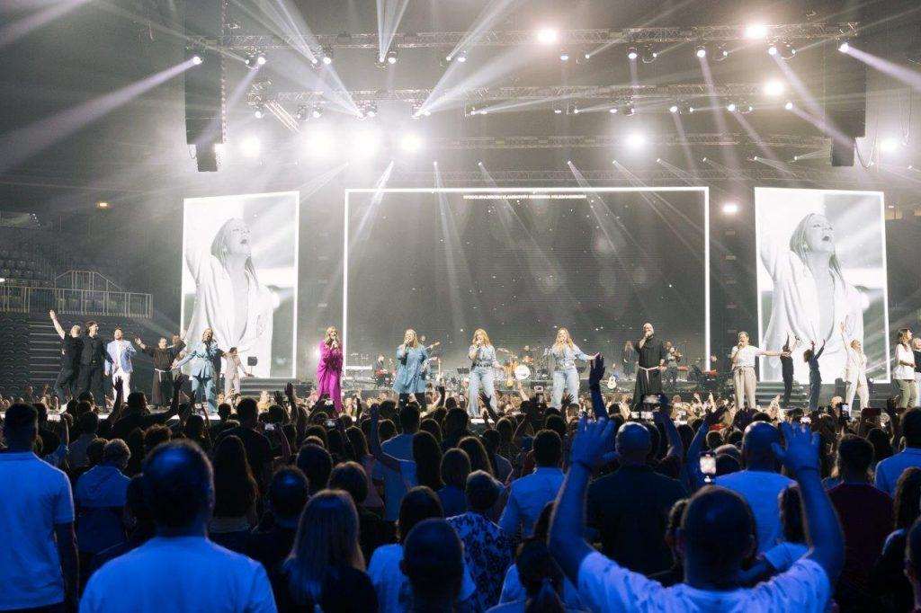 “PROGLEDAJ SRCEM”: Jubilarni 10. duhovno-glazbeni spektakl prvog dana okupio 18.000 ljudi u Areni Zagreb Koncert Progledaj srcem u Areni Zagreb / Foto: Fenix (Bagado)