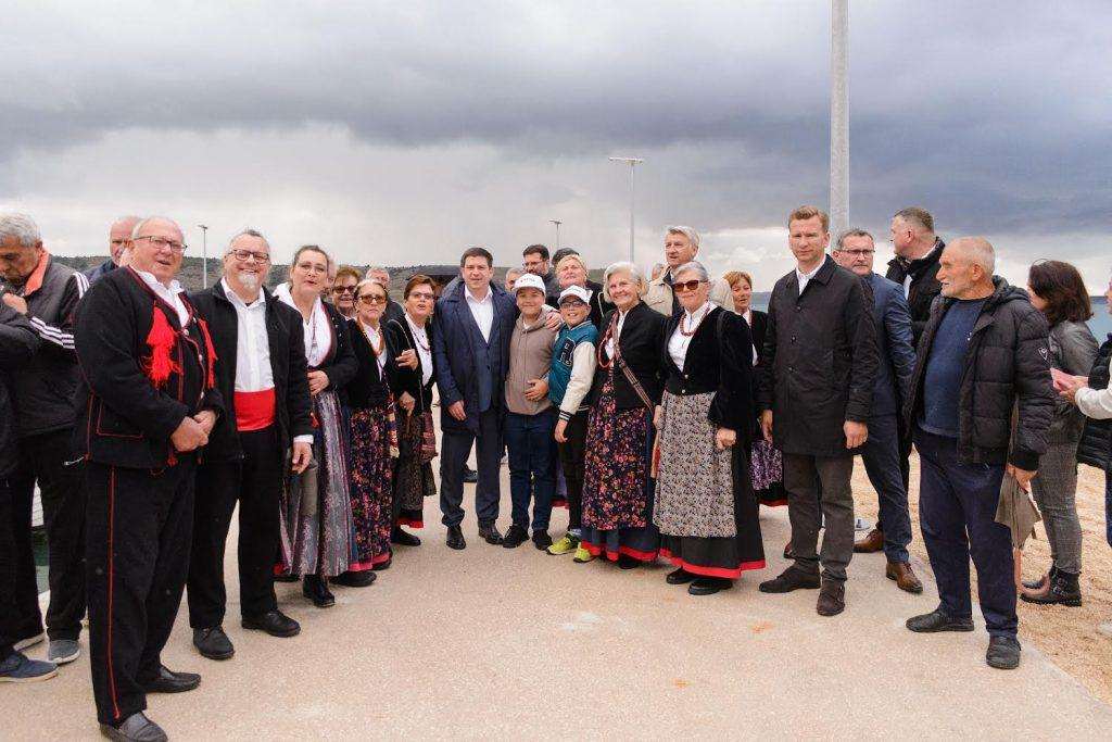 (FOTO) NJIHOVA PRIČA POČELA JE NA CRKVENOJ FEŠTI U NJEMAČKOJ: Hrvatica je svom Nijemcu vrlo brzo dala do znanja kako stvari stoje Foto: Fenix (privatni arhiv)
