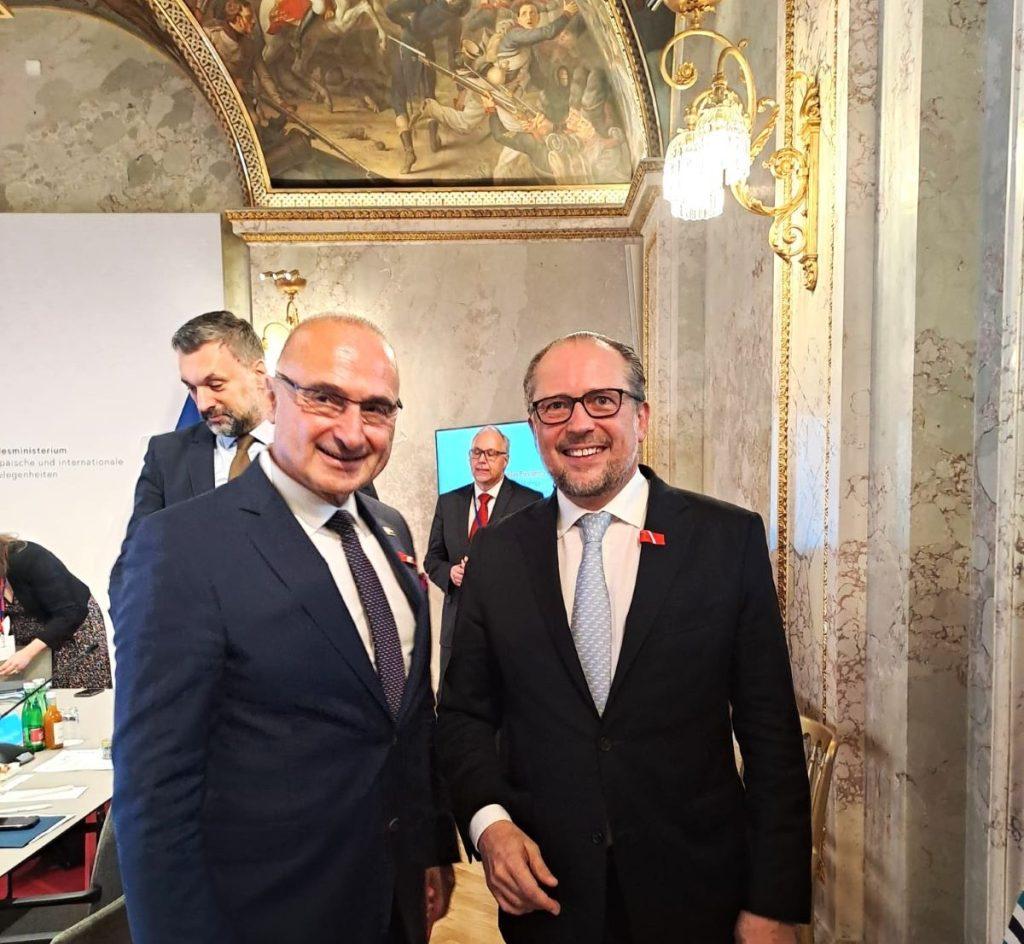 ŠEF HRVATSKE DIPLOMACIJE U AUSTRIJI: Ministar Grlić Radman na Dunavskoj konferenciji u Beču i “Europa Forumu Wachau” u Göttweigu