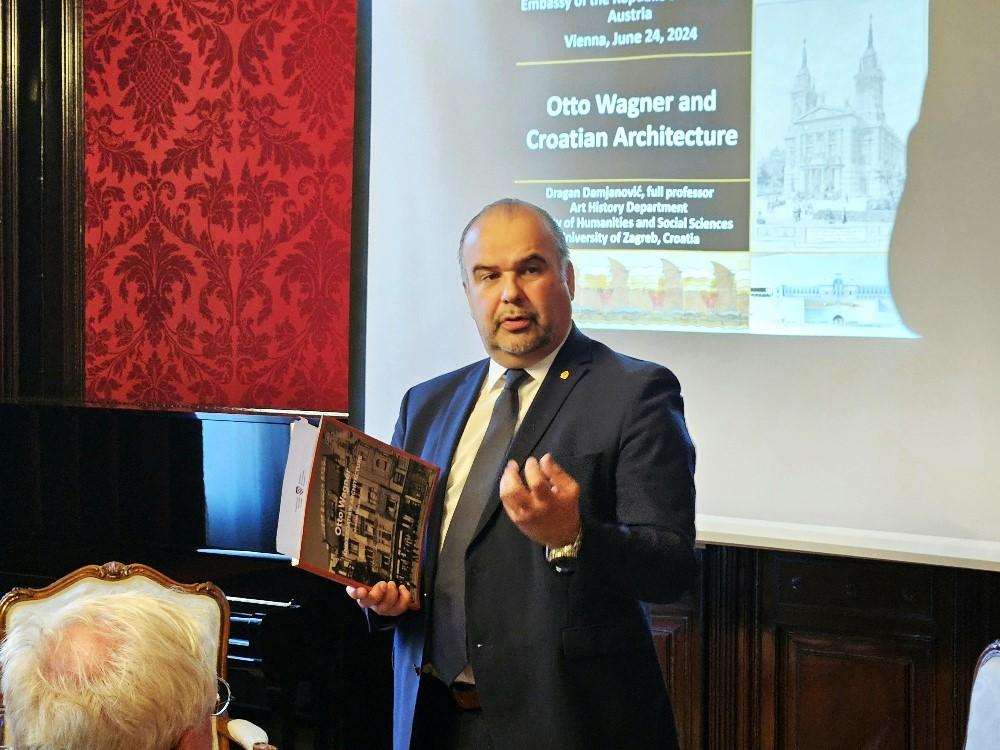 PROMOCIJA KNJIGE: U Veleposlanstvu RH u Beču predstavljeno englesko izdanje “Otto Wagner i hrvatska arhitektura” Veleposlanik Glunčić / Foto: Fenix (S.H.)