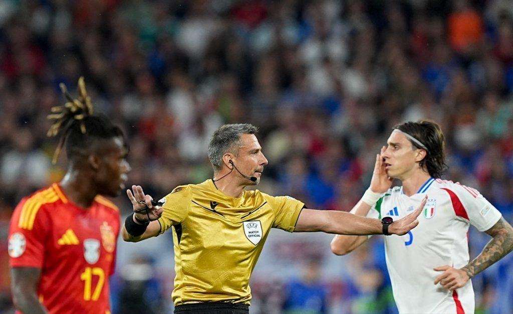 AUTOGOL PRESUDIO TALIJANIMA: Španjolska prejaka za Azzure, vratar Donnarumma spasio Talijane od teškog poraza Detalj s utakmice Španjolska - Italija / Foto: Anadolu