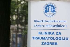 LIJEČNIČKO IZVJEŠĆE: Muškarac koji se zapalio na Markovu trgu ima opekline četvrtog stupnja i životno je ugrožen Klinika za traumatologiju / Foto: Hina