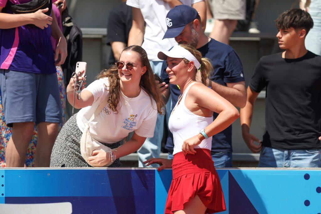 PRVA HRVATICA U TENISKOM POLUFINALU OI: Kad se igra za Hrvatsku, više rade živci, više je nervoze - dala sam sve od sebe Donna Vekić / Foto: Hina
