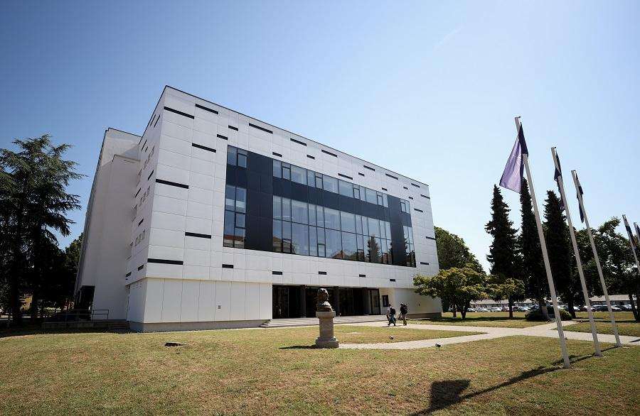 IMPROVIZIRANI SABOR: Zastupnici će preseliti nakon ljetne stanke Vojarna privremeni smještaja Hrvatskog sabora