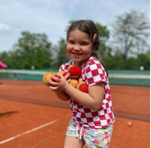 CROATIA STUTTGART: Uz nogomet, futsal, košarku, rukomet, sada ima i odjel za tenis Croatia Stuttgart / Foto: Fenix (Ana Kajić)