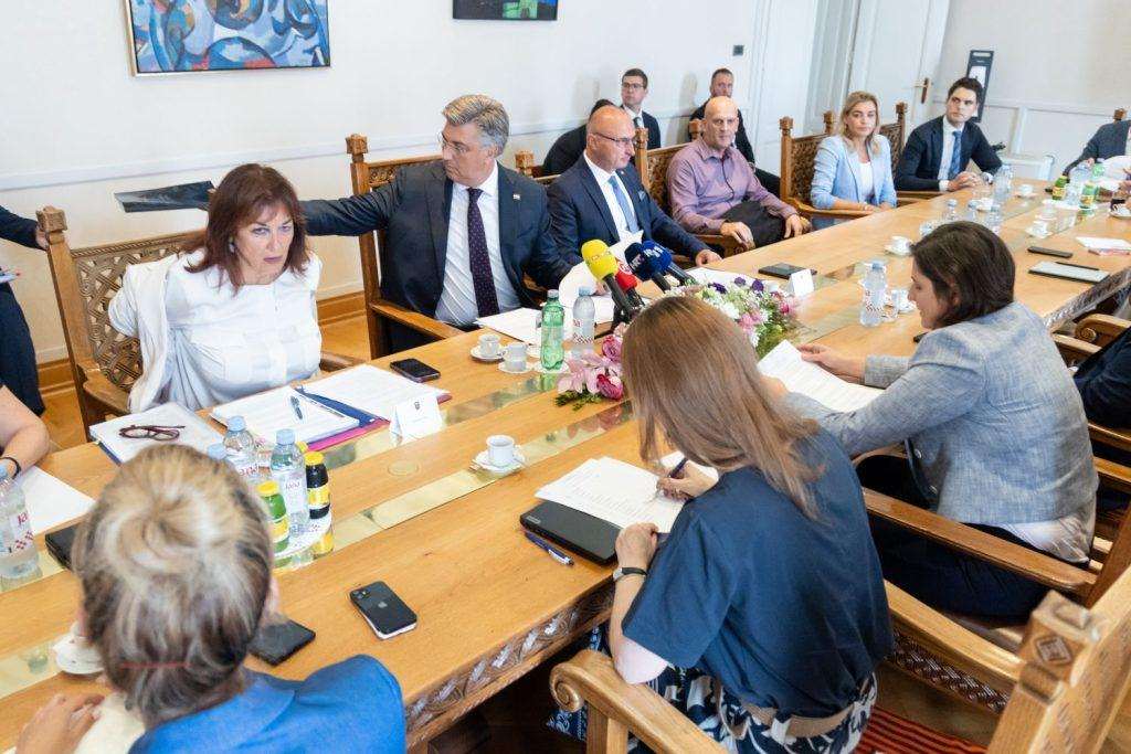 PREMIJER PLENKOVIĆ: Dubravka Šuica ponovo u Komisiji, ali je još prerano govoriti o resoru Dubravka Šuica pred članovima saborskog Odbora za europske poslove / Foto: Hina