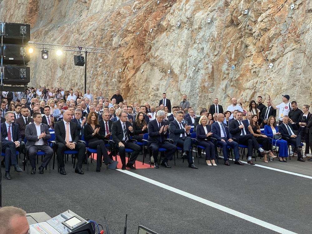 IMPOZANTNI MOST DULJINE SKORO JEDAN KILOMETAR: Otvoren most Hercegovina, ceremoniji nazočio i premijer Plenković večano otvorenje Mosta Hercegovina / Foto: Hina