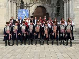 Sinjski alkari sa domaćinima nakon otvorenja Oktoberfesta / Foto: Fenix (SIM)