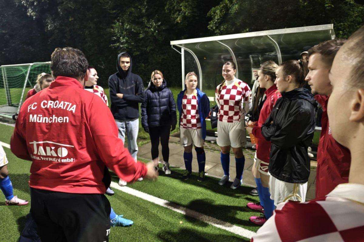 U DVIJE UTAKMICE DVIJE POBJEDE: Odličan start ženske ekipe Croatia München Ženska ekipa Croatije München / Foto: Fenix (SIM)