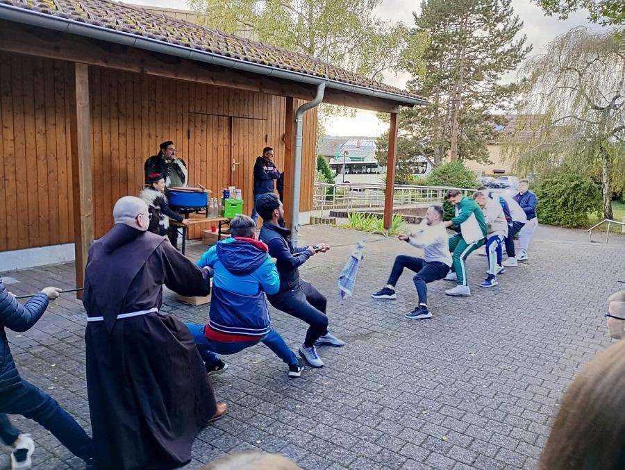SVJEDOČANSTVO VJERE, ZAJEDNIŠTVA I LJUBAVI: 5. susret hrvatske katoličke mladeži u Crkvi Svetog Križa na Heumadenu 5. susret hrvatske katoličke mladeži / Foto: Fenix(Ž. Baković)