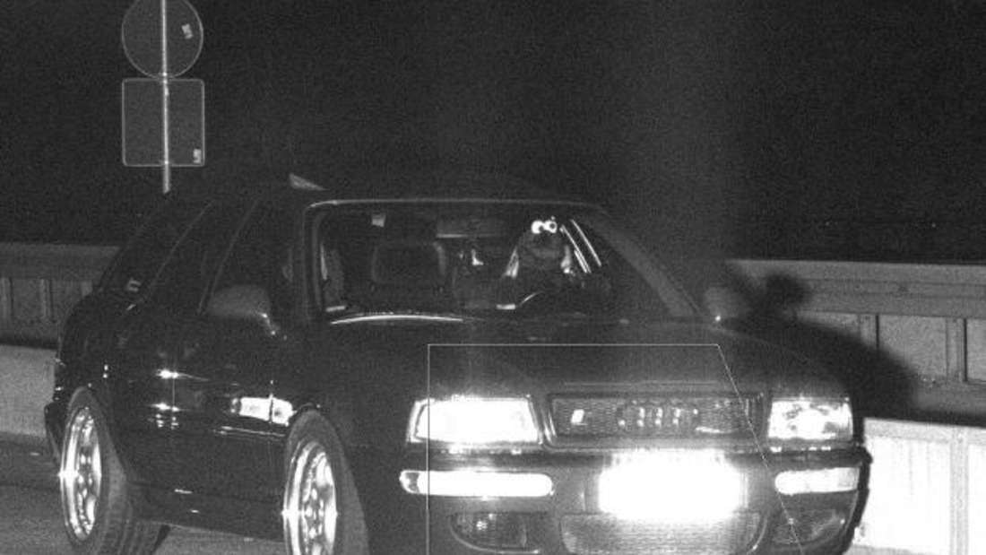 KAMERA U NJEMAČKOJ SNIMILA AUTOMOBIL KOJI JE PREBRZO VOZIO: Policija u nevjerici tko je vozio KAMERA U NJEMAČKOJ SNIMILA AUTOMOBIL KOJI JE PREBRZO VOZIO: Policija u nevjerici tko je vozio