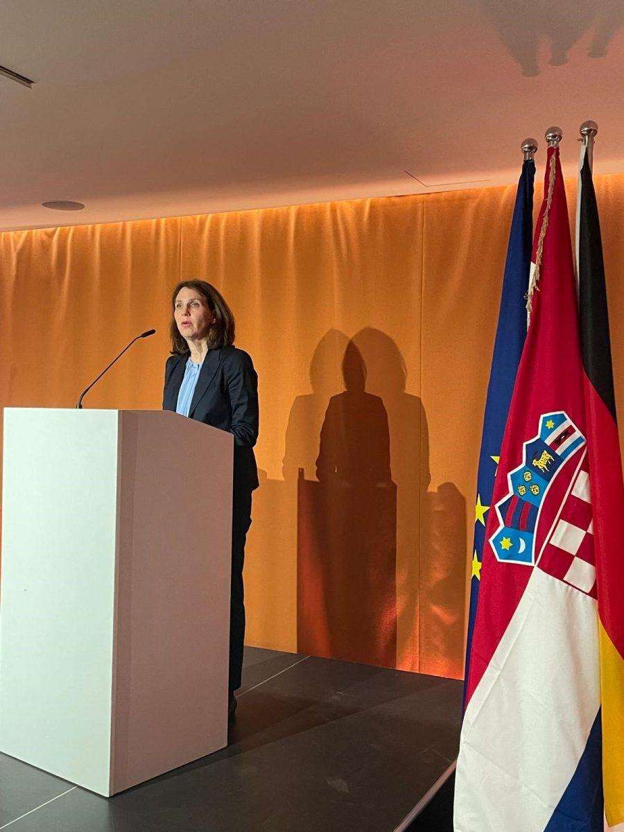 SVEČANO U HAMBURGU: Proslavljeno 30 godina rada Generalnog konzulata RH u Hamburgu i 15 godina članstva Republike Hrvatske u NATO savezu Liv Assmann, / Foto: Fenix (K. Grubešić)