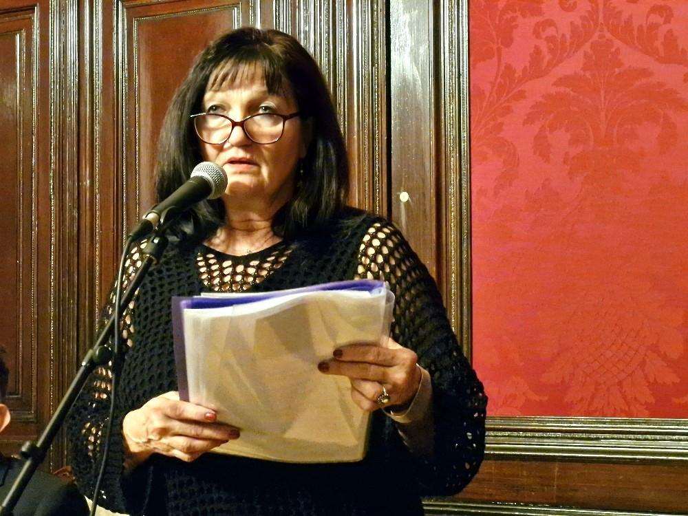 INFORMATIVNO UMJETNIČKA VEČER: U Veleposlanstvu RH u Beču “Pjesničkom riječju STOP nasilju nad ženama” Pjesnikinja Maja Epp