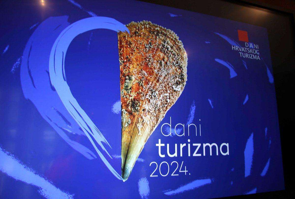DANI HRVATSKOG TURIZMA U OPATIJI: Poreč šampion, premijer Plenković i predstavnici turističkog sektora pozvali na umjerenost cijena i priuštivosti Jadrana za domaće turiste Dani hrvatskog turizma 2024. / Foto: Hina