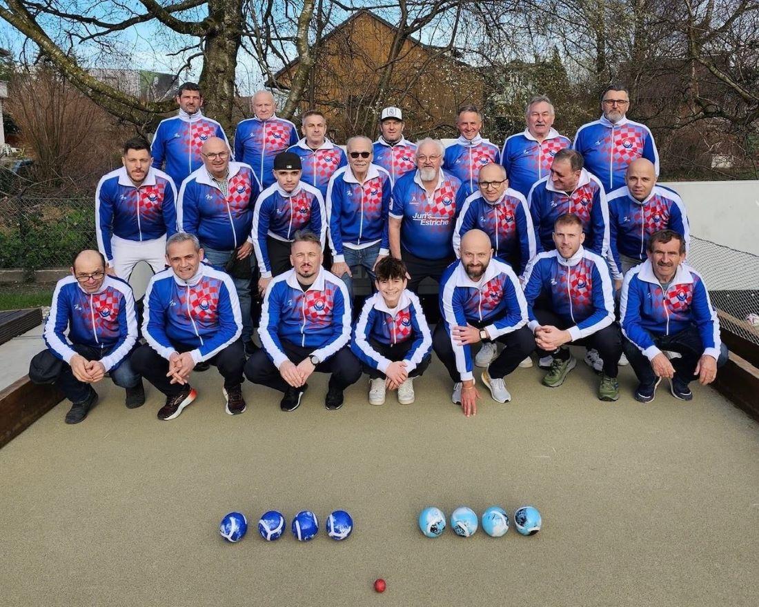 ISPISALI POVIJEST: Hrvatski boćarski klub iz Vorarlberga postao prvak Austrije Hrvatski boćarski klub BC Galeb Lustenau iz Vorarlberga prvak Austrije / Foto: Fenix (Tomislav Jurica)
