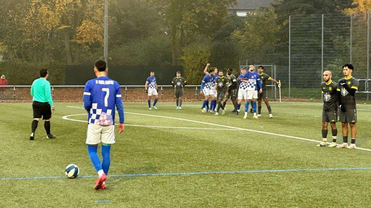 NEĆE PA NEĆE: Novi poraz Croatije Frankfurt od 3:4, neobjašnjivo je kako obrana uvijek uspije primiti više pogodaka nego ih napad postigne Detalj s utakmice Viktoria Preussen - Croatia / Foto: Fenix (SIM)