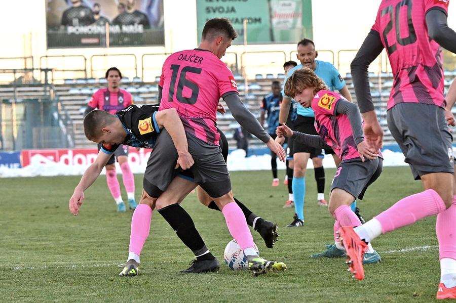 UTAKMICA BEZ POBJEDNIKA: Varaždin i Lokomotiva podijelili bodove HNL: Varaždin - Lokomotiva / Foto: Hina