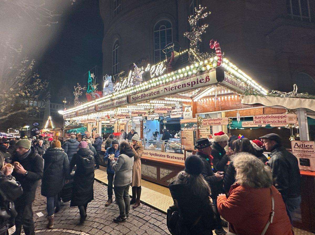 BOŽIĆNI SAJAM U FRANKFURT: Čarolija koja seže iz daleke 1393. godine ni danas nije izgubila sjaj  
