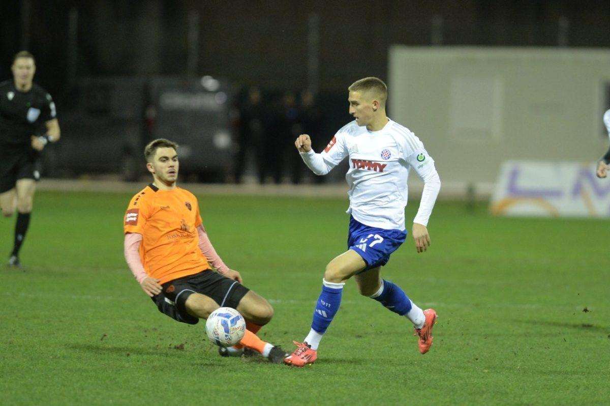 ŽESTOKA UTAKMICA U ŠIBENIKU: Hajduk uz igrača više slavio u Šibeniku s 2:1, Rijeka jesenski prvak Detalj s utakmice Šibenik - Hajduk / Foto: Hina