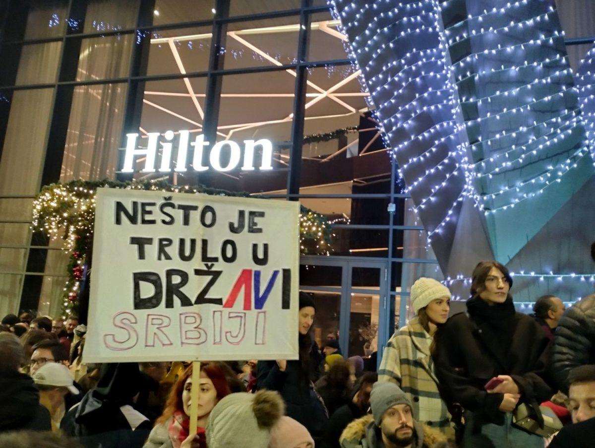 NA POZIV STUDENATA: Deseci tisuća na prosvjedu u Beogradu, među njima i poznati glumci beogradskih kazališta Prosvjed u Beogradu / Foto: Hina